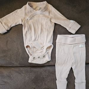 H&M Preemie/ Newborn Outfit